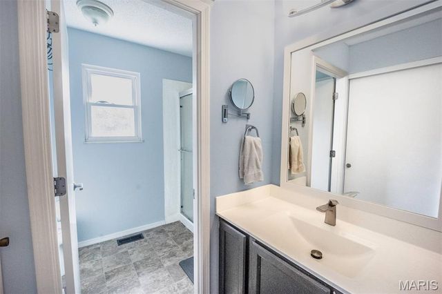 1429 Tahoe Valley Court, Ballwin, MO 63021
