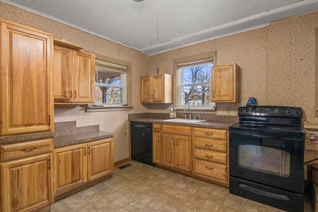 303 W Ninth, Traverse City, MI 49684