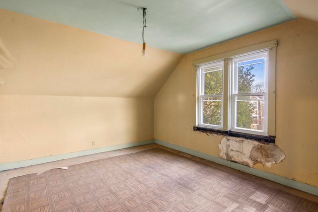 303 W Ninth, Traverse City, MI 49684