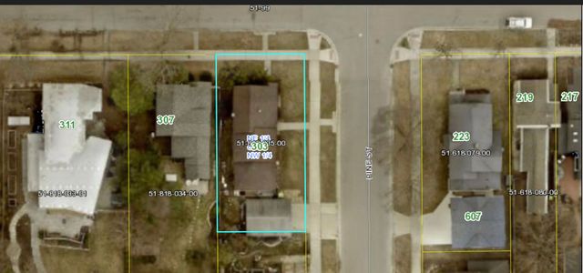 303 W Ninth, Traverse City, MI 49684