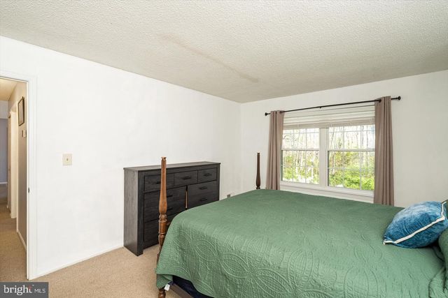 18 VERSAILLES CT, Hamilton, NJ 08619