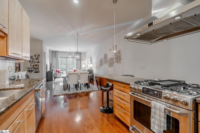 400 E Mcbee Avenue Unit 4211, Greenville, SC 29601