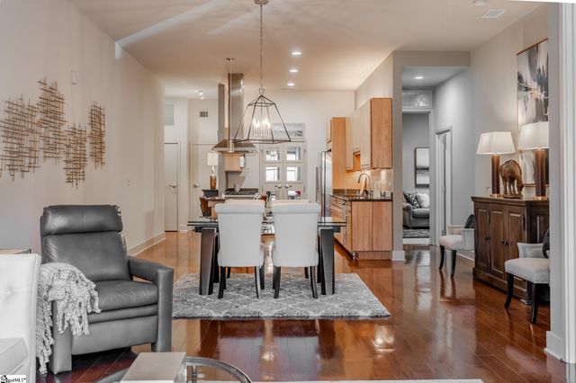 400 E Mcbee Avenue Unit 4211, Greenville, SC 29601