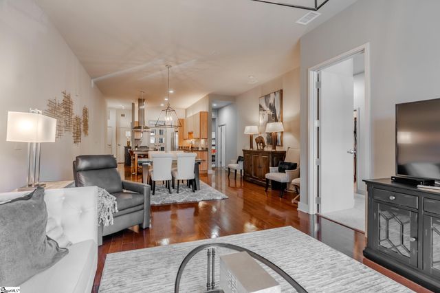 400 E Mcbee Avenue Unit 4211, Greenville, SC 29601