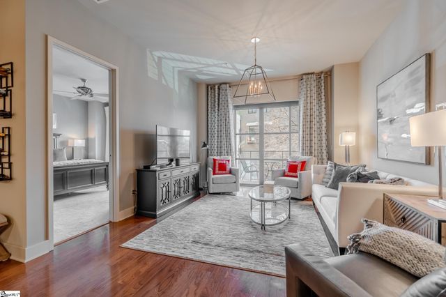 400 E Mcbee Avenue Unit 4211, Greenville, SC 29601