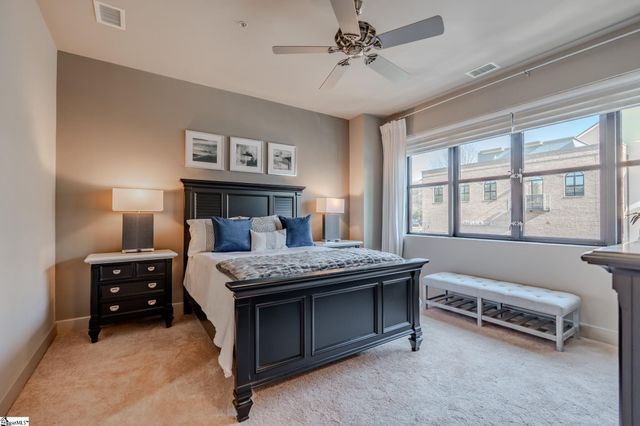 400 E Mcbee Avenue Unit 4211, Greenville, SC 29601