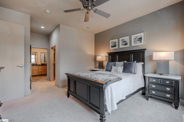 400 E Mcbee Avenue Unit 4211, Greenville, SC 29601