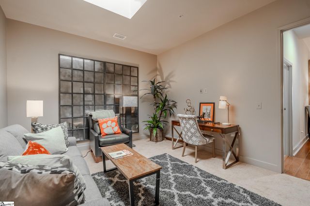 400 E Mcbee Avenue Unit 4211, Greenville, SC 29601