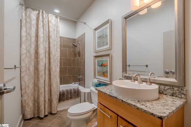 400 E Mcbee Avenue Unit 4211, Greenville, SC 29601