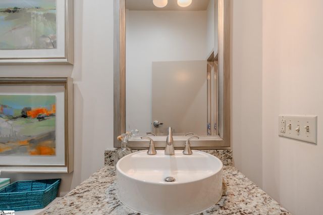 400 E Mcbee Avenue Unit 4211, Greenville, SC 29601