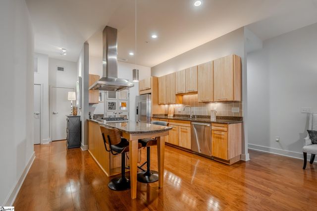 400 E Mcbee Avenue Unit 4211, Greenville, SC 29601