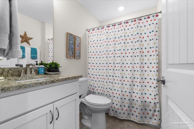 1808 St Mary Dr, Gulf Breeze, FL 32563