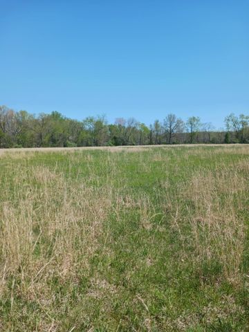 9999 MAIN Street, Jeffersonville, KY 40337