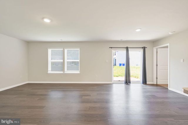 13 CASTERLINE CT, Dover, DE 19901