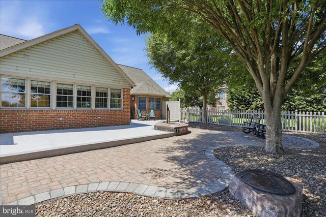255 AUDUBON CT, Chambersburg, PA 17202