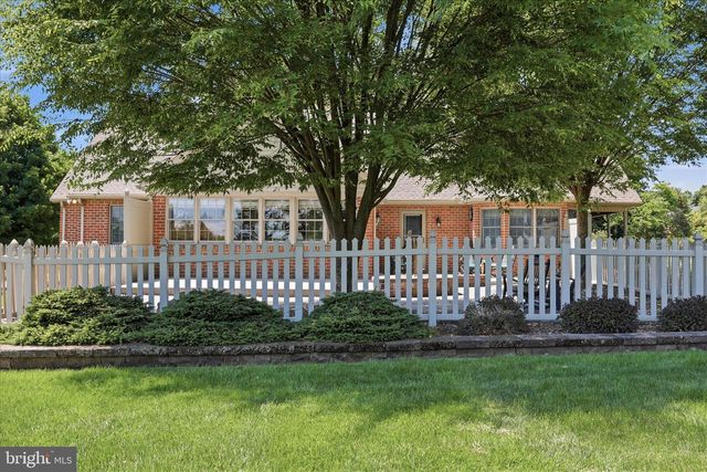 255 AUDUBON CT, Chambersburg, PA 17202