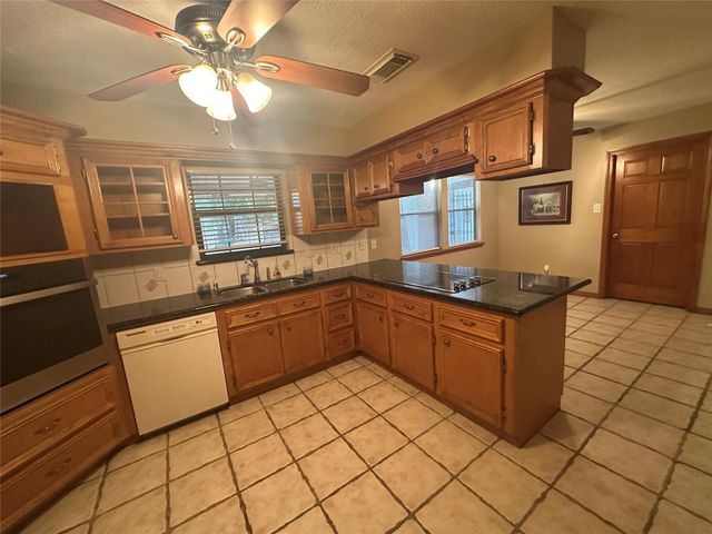 14707 Treborway Drive, Houston, TX 77014