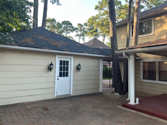 14707 Treborway Drive, Houston, TX 77014