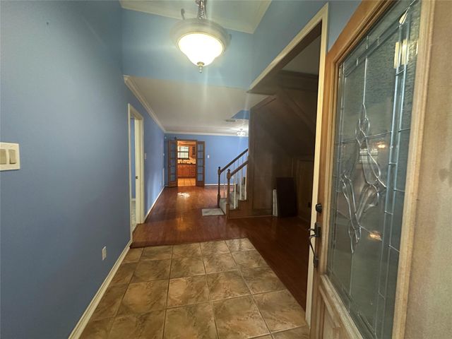 14707 Treborway Drive, Houston, TX 77014