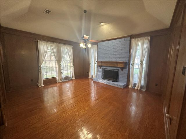 14707 Treborway Drive, Houston, TX 77014