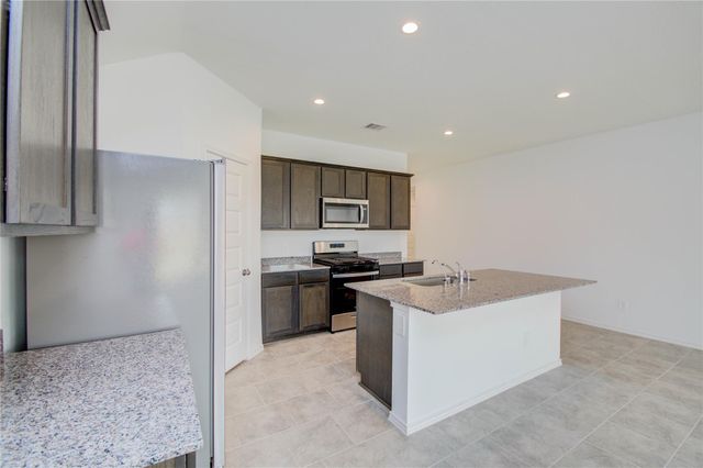 1022 Cattle Chute Ct, Rosharon, TX 77583