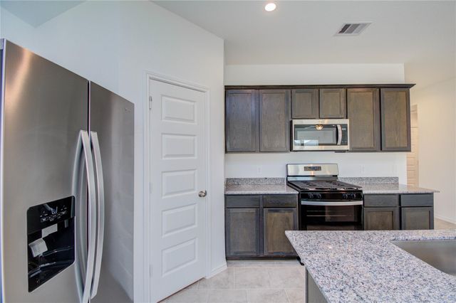 1022 Cattle Chute Ct, Rosharon, TX 77583