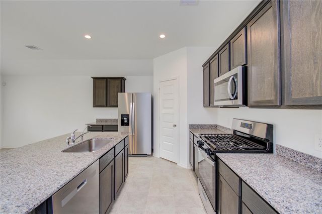 1022 Cattle Chute Ct, Rosharon, TX 77583