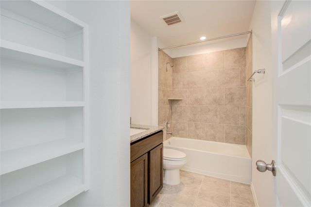 1022 Cattle Chute Ct, Rosharon, TX 77583