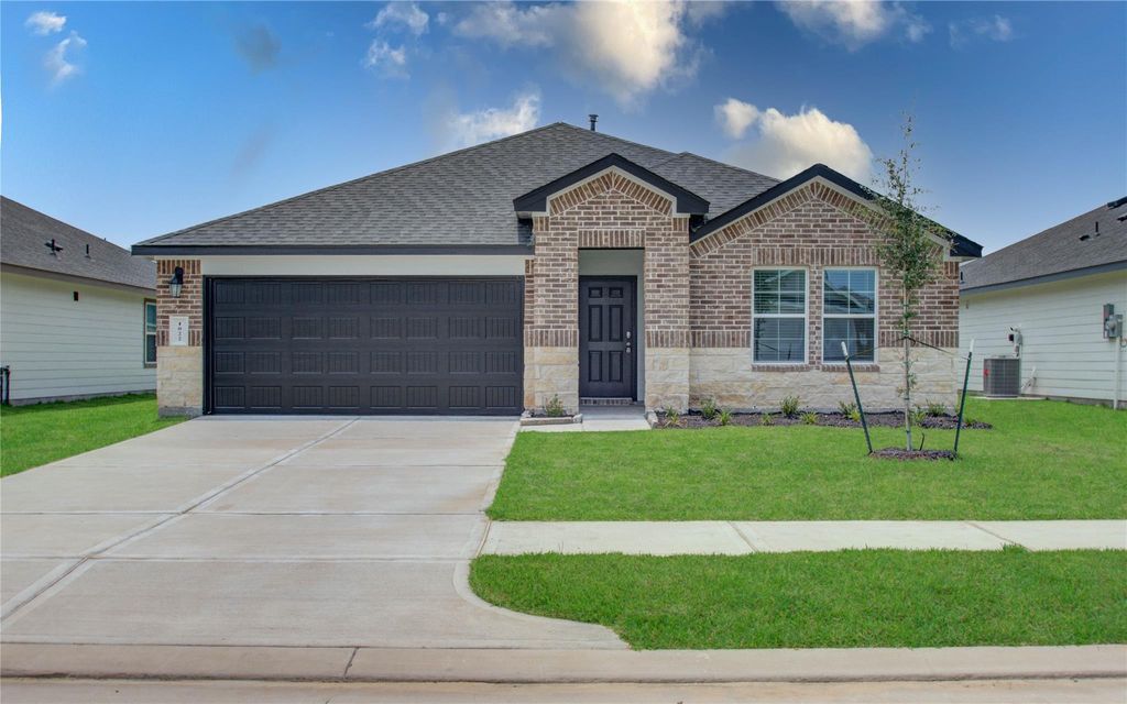 1022 Cattle Chute Ct, Rosharon, TX 77583