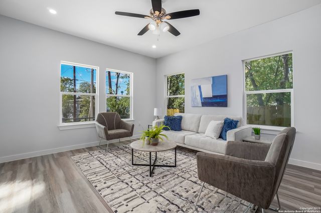104 SHENANDOAH, San Antonio, TX 78210