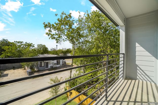 104 SHENANDOAH, San Antonio, TX 78210