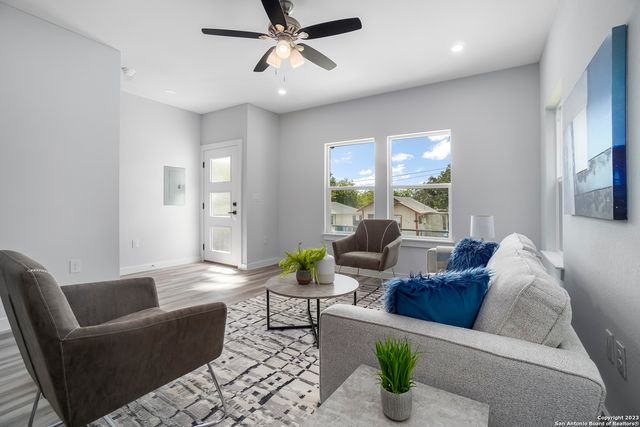 104 SHENANDOAH, San Antonio, TX 78210