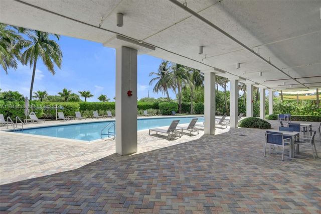 6515 Collins Ave 1806, Miami Beach, FL 33141