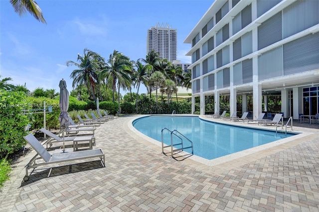 6515 Collins Ave 1806, Miami Beach, FL 33141
