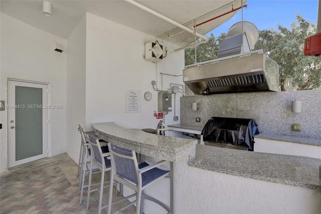 6515 Collins Ave 1806, Miami Beach, FL 33141