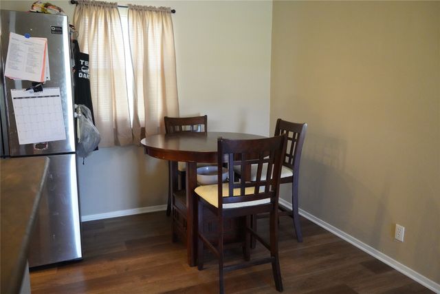 6307 Valley Ridge Drive, Fort Worth, TX 76140