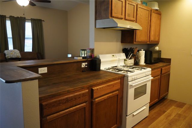 6307 Valley Ridge Drive, Fort Worth, TX 76140