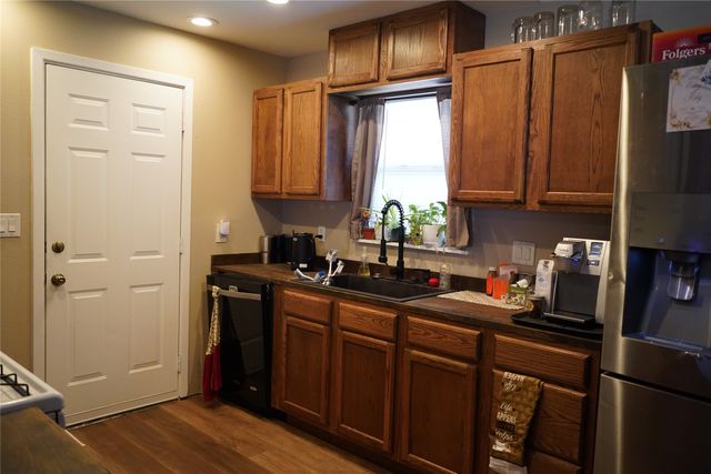 6307 Valley Ridge Drive, Fort Worth, TX 76140