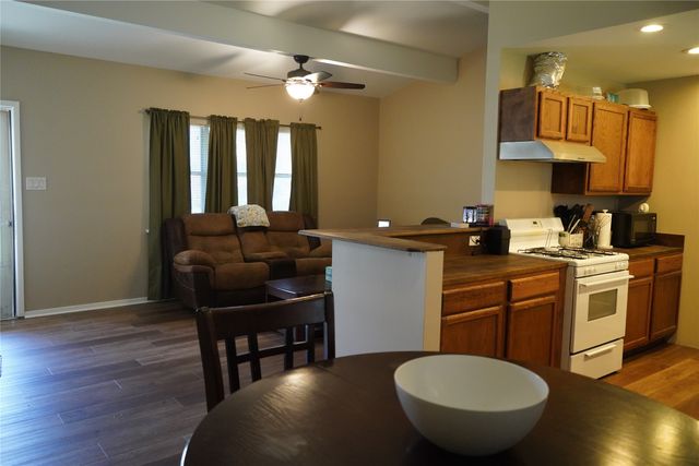 6307 Valley Ridge Drive, Fort Worth, TX 76140