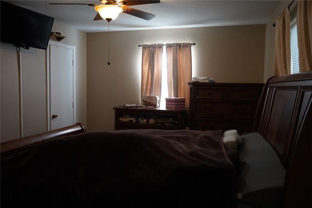 6307 Valley Ridge Drive, Fort Worth, TX 76140