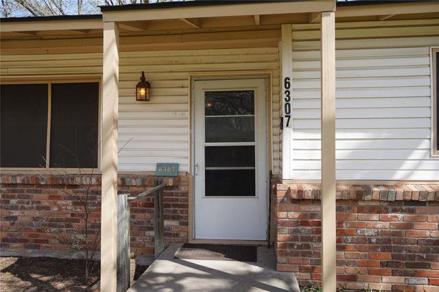 6307 Valley Ridge Drive, Fort Worth, TX 76140