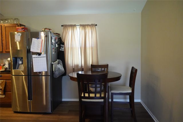 6307 Valley Ridge Drive, Fort Worth, TX 76140