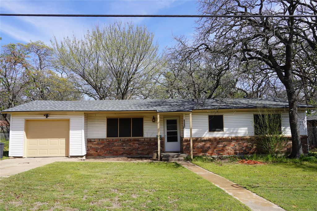 6307 Valley Ridge Drive, Fort Worth, TX 76140