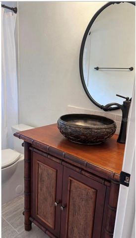 1890 WHISPERING WAY 1890, Tarpon Springs, FL 34689