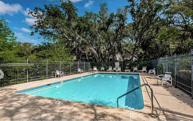 1890 WHISPERING WAY 1890, Tarpon Springs, FL 34689