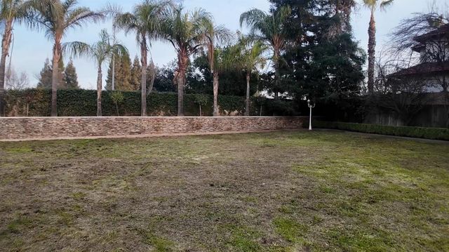 2991 E Cromwell Avenue, Fresno, CA 93720