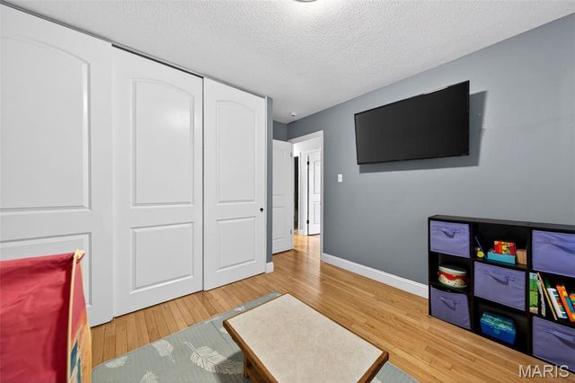 2933 Emerald Bend Court, St Louis, MO 63129