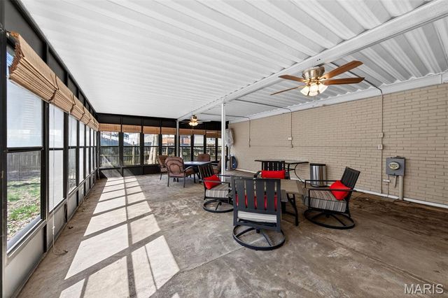 2933 Emerald Bend Court, St Louis, MO 63129