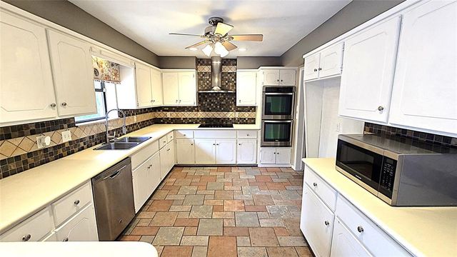 1707 Wheaton Drive, Norman, OK 73071