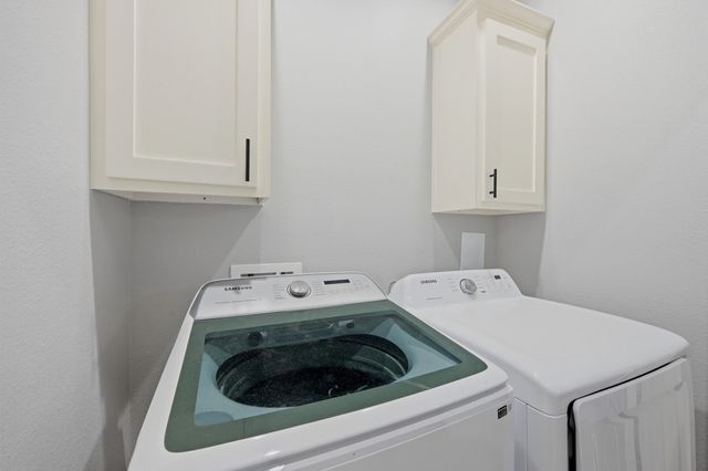 501 Bonham Street, Tom Bean, TX 75491